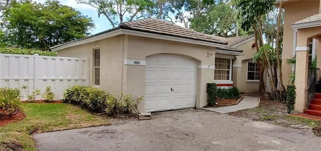 9806 NW 2nd Court Plantation FL 33324