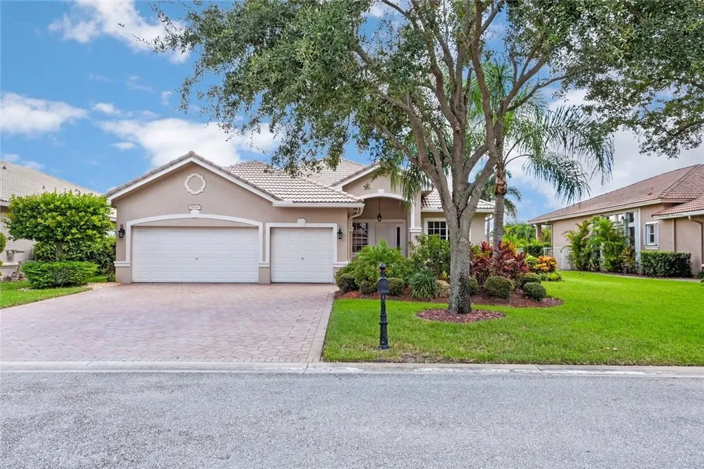 5844 NW 54th Circle Coral Springs FL 33067