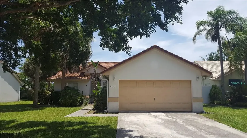 3752 S Lancewood Place Delray Beach FL 33445