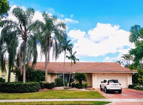 5255 N Springs Way Coral Springs FL 33076