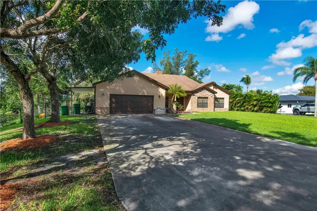 2943 SW 154th Lane Davie FL 33331