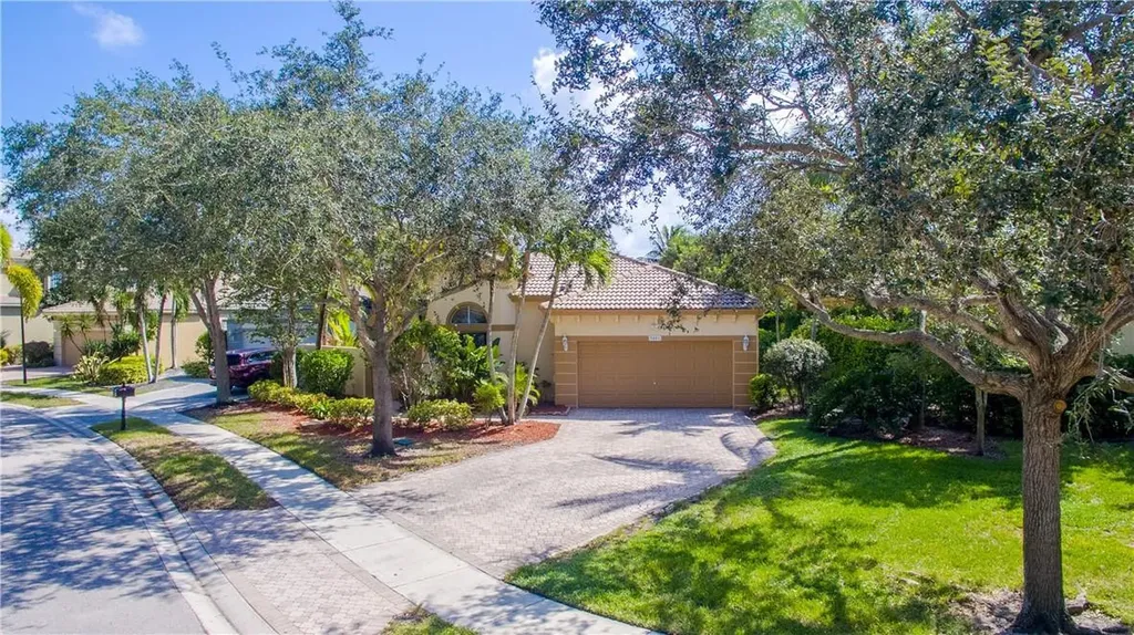5803 NW 125th Terrace Coral Springs FL 33076