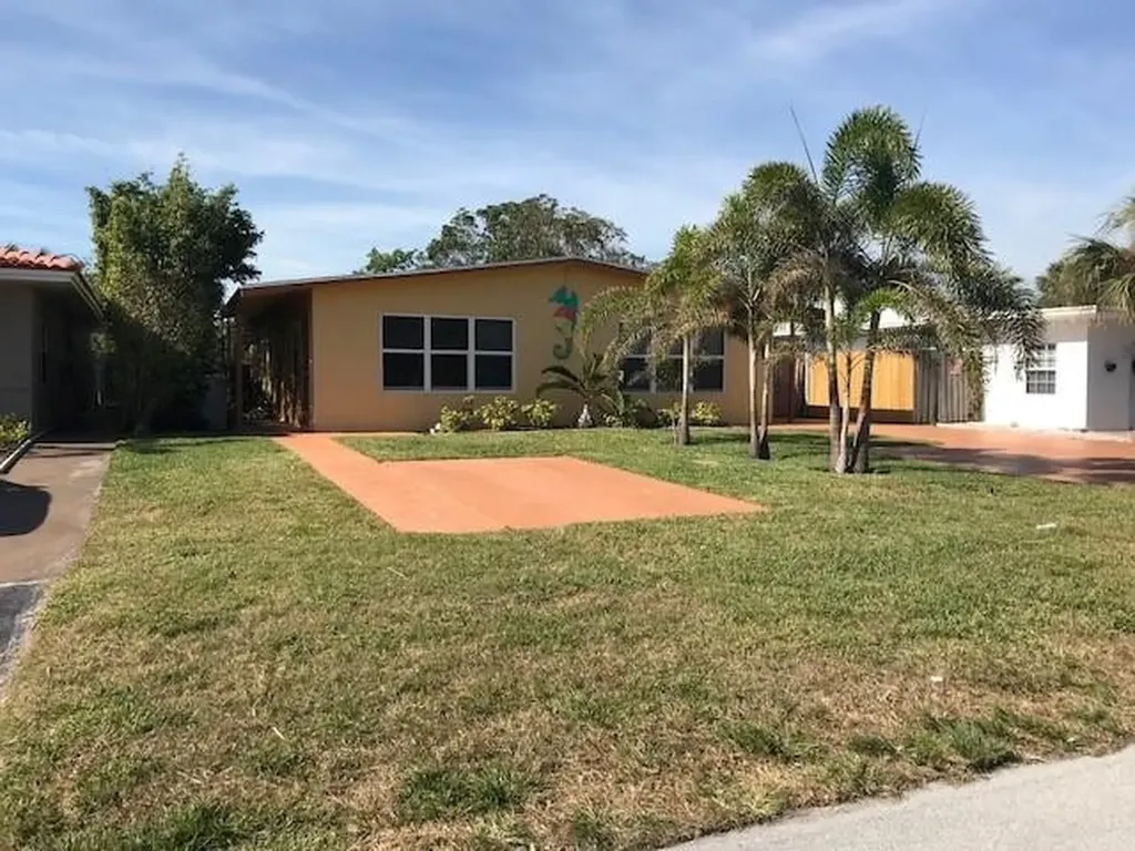 413 Hibiscus Avenue Pompano Beach FL 33062