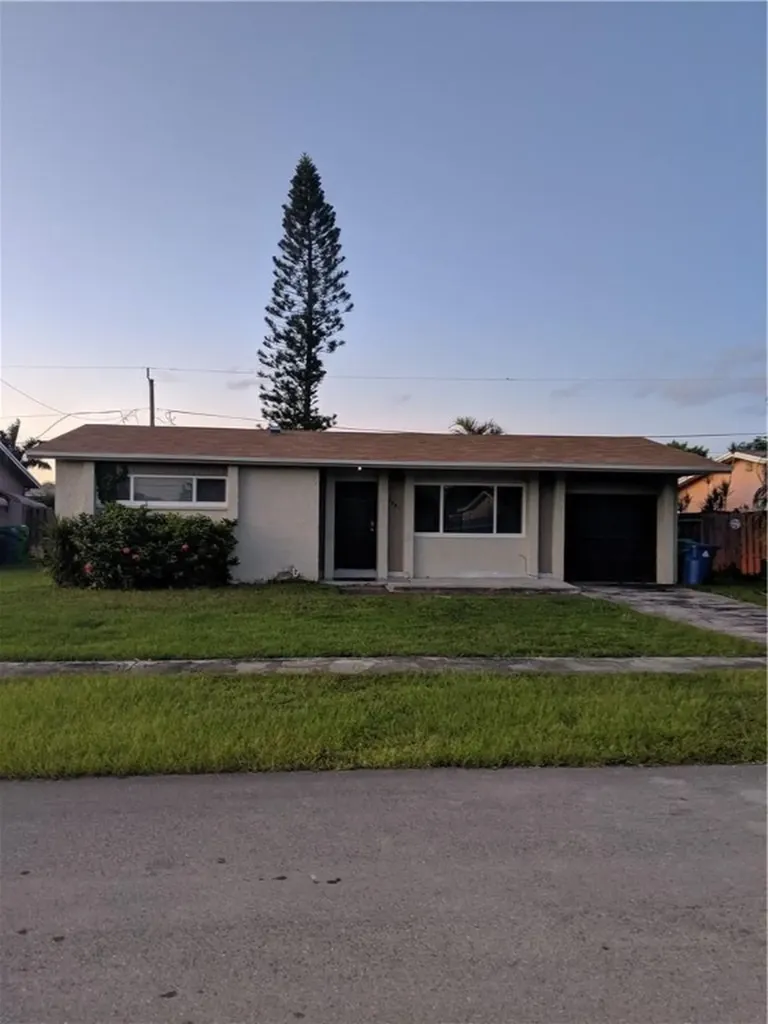 9561 NW 25th Street Sunrise FL 33322