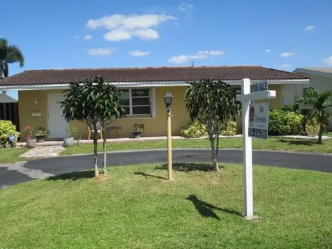 8821 NW 15th Street Pembroke Pines FL 33024