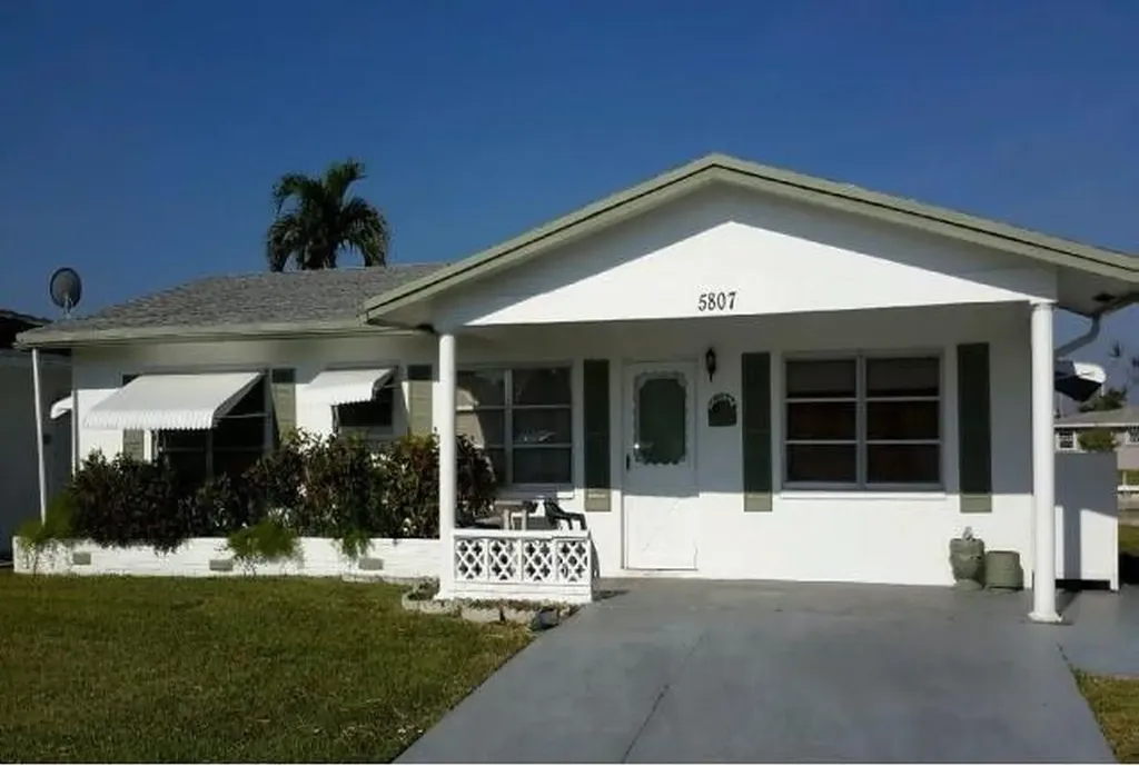 5807 NW 86th Terrace Tamarac FL 33321