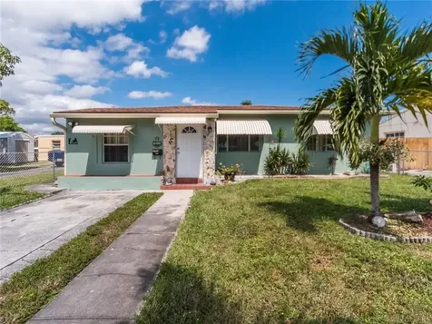 1935 Arthur Street Hollywood FL 33020