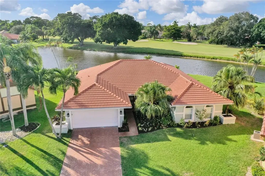 10243 Fresh Meadow Lane Boca Raton FL 33498