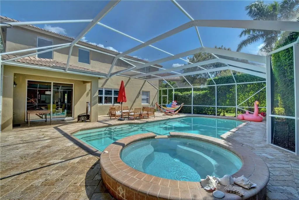 19270 Crystal Street Weston FL 33332