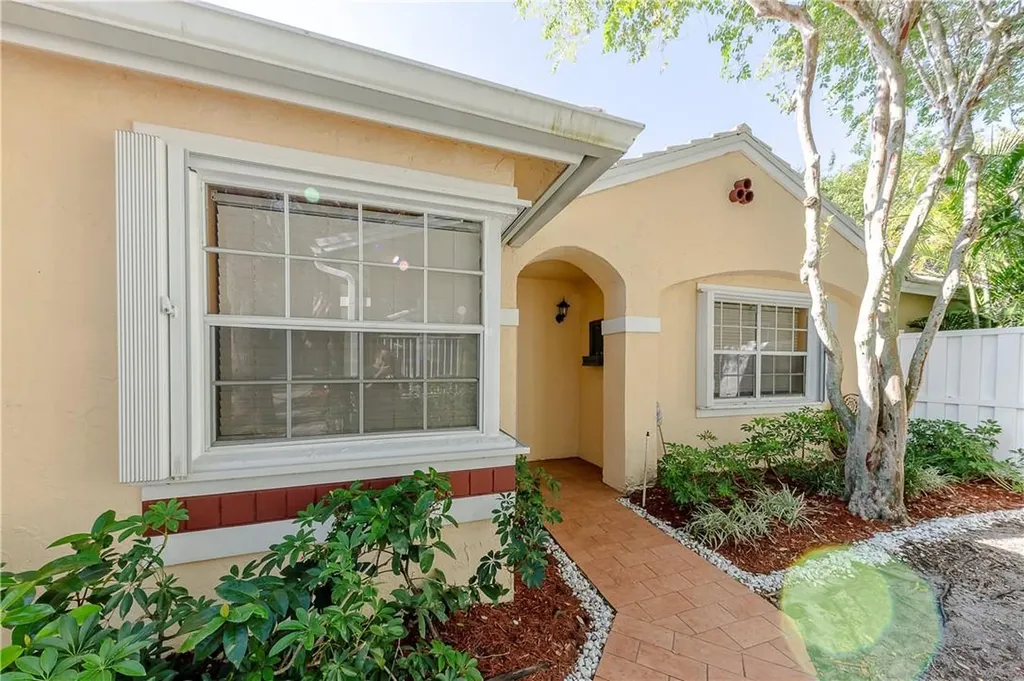 9888 NW 2nd Court Plantation FL 33324