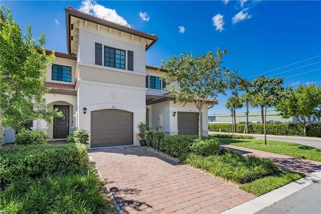 4214 N Dixie Highway Oakland Park FL 33334