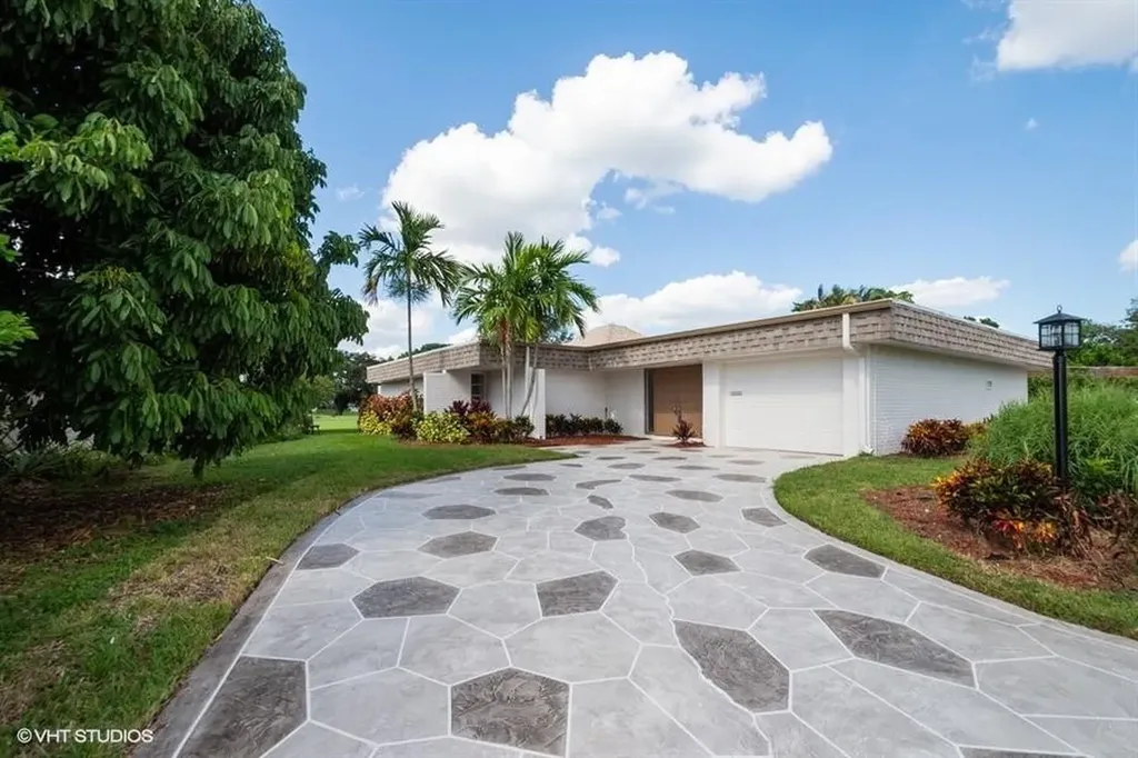 5717 White Hickory Circle Tamarac FL 33319