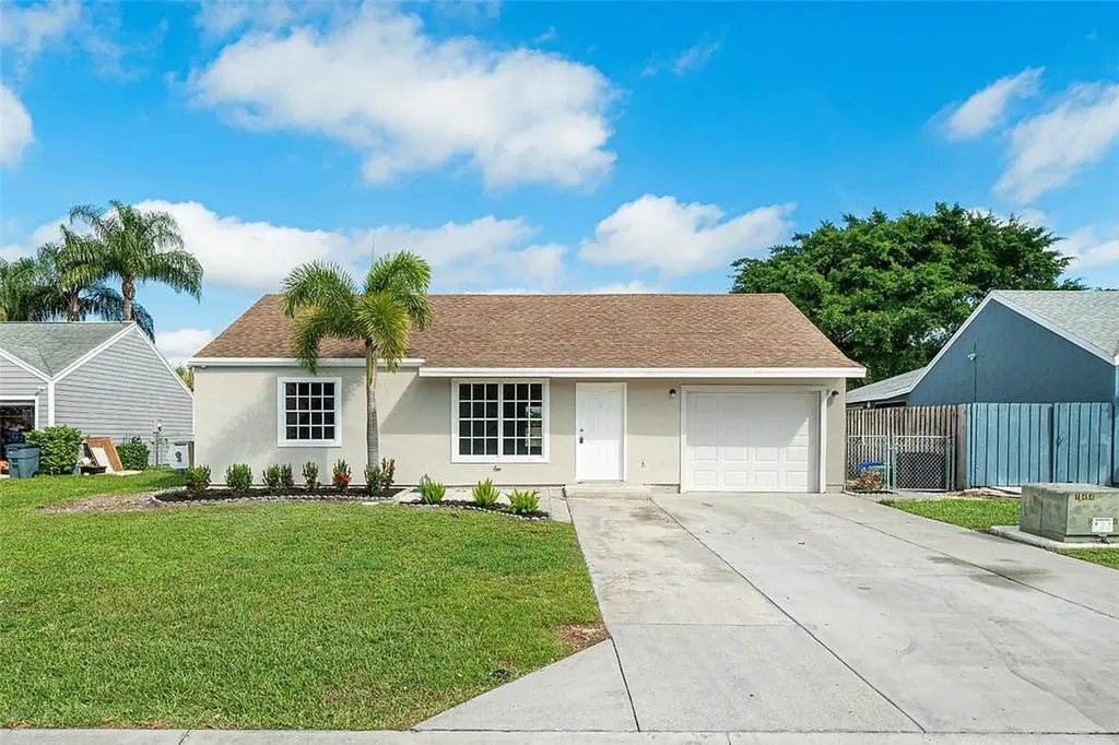 5707 Pebble Brook Lane Boynton Beach FL 33472