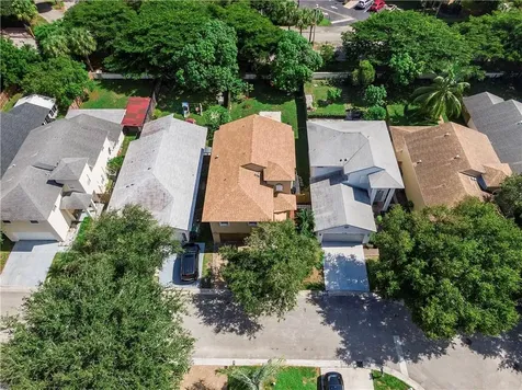 2324 NW 33rd Terrace Coconut Creek FL 33066
