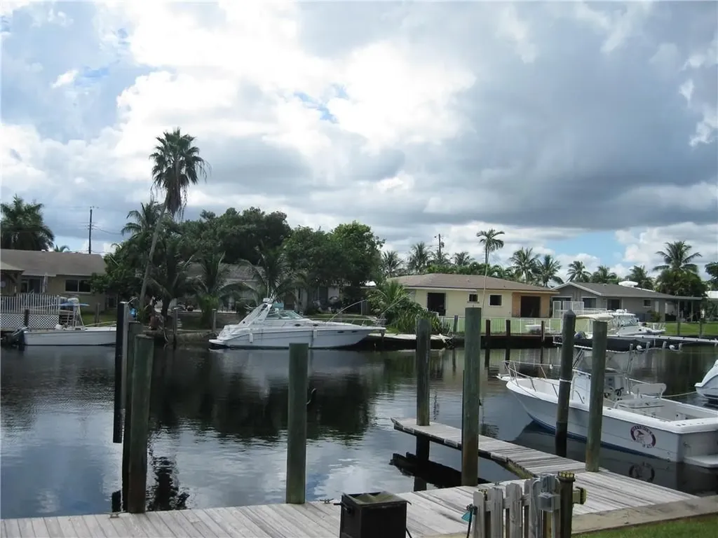 1830 SE 4th Street Pompano Beach FL 33060