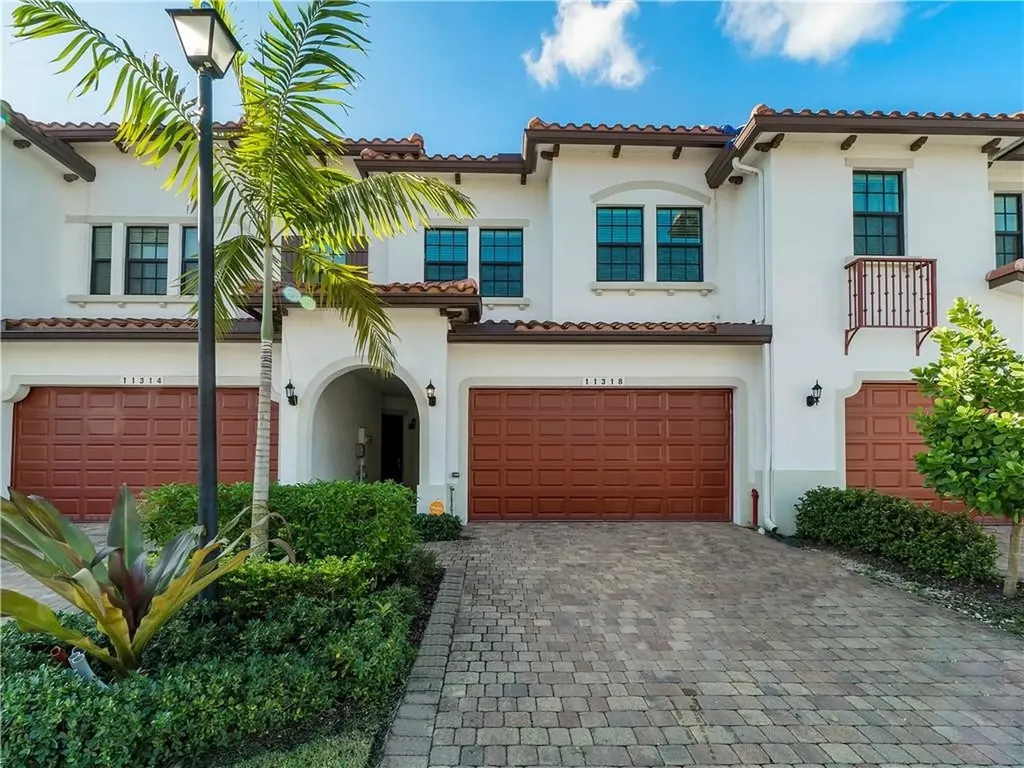 11318 SW 16th Street Pembroke Pines FL 33025