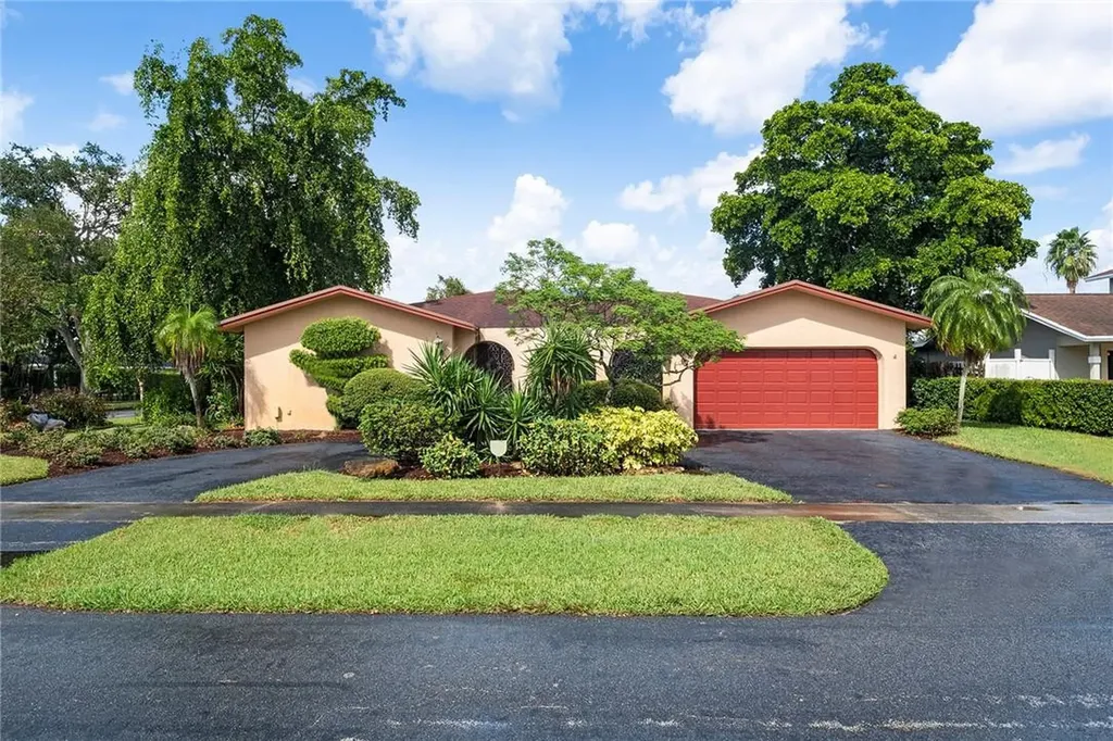 5881 SW 18th Street Plantation FL 33317