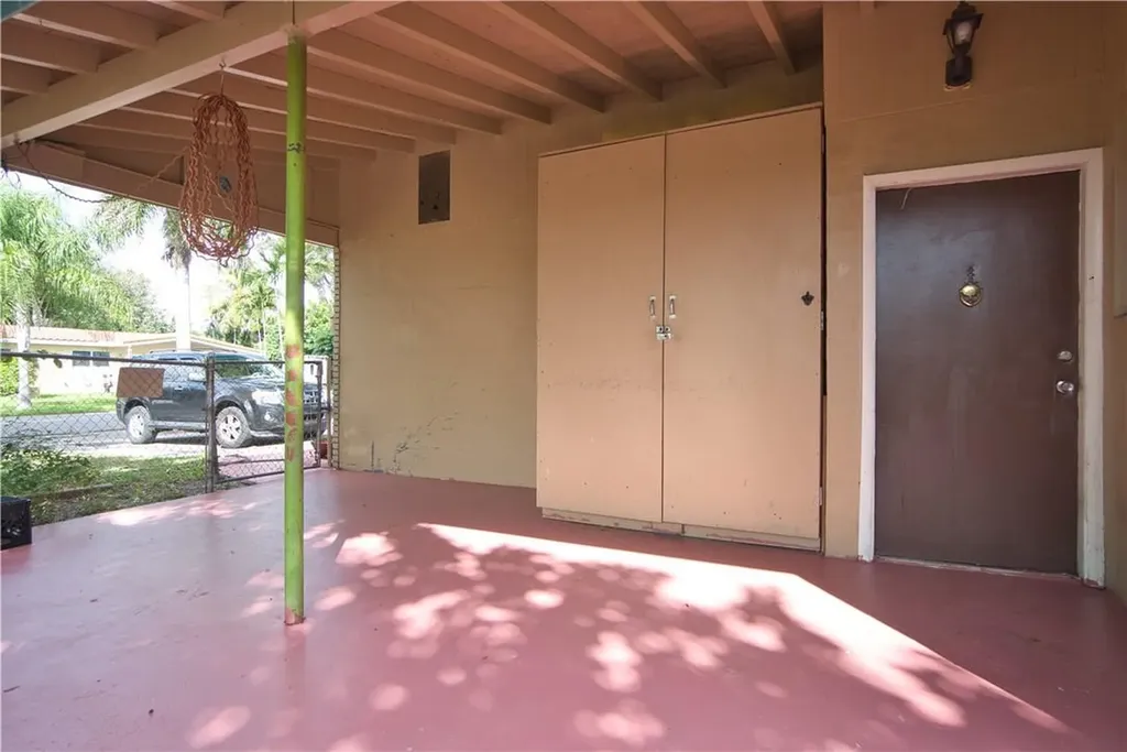 1411 N 66th Avenue Hollywood FL 33024