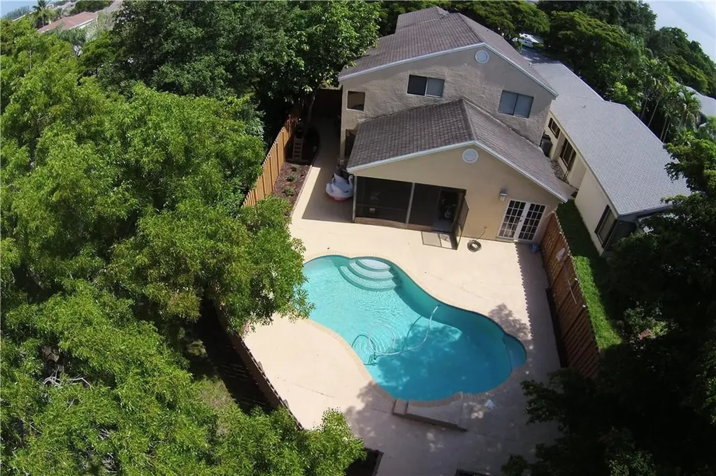 3611 NW 21st Street Coconut Creek FL 33066