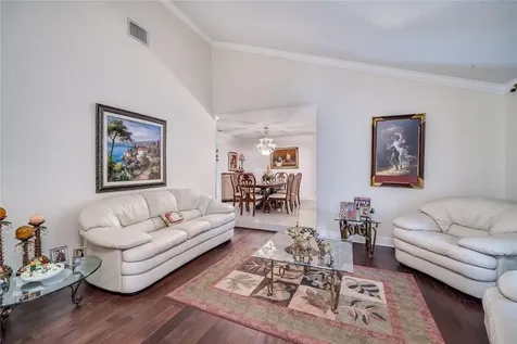 679 NW 99th Terrace Coral Springs FL 33071