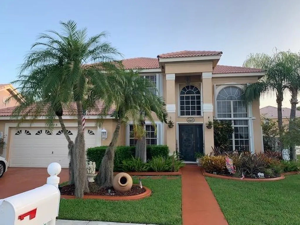 17425 NW 7th Street Pembroke Pines FL 33029