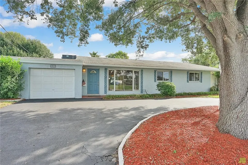 4201 NW 10th Street Coconut Creek FL 33066