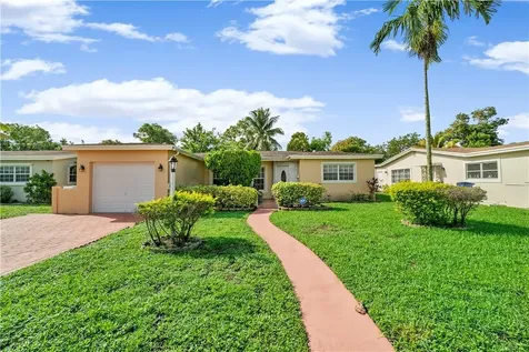 4186 NW 48th Avenue Lauderdale Lakes FL 33319
