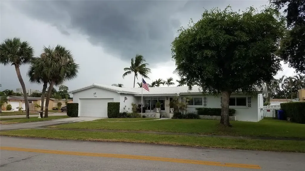 7161 SW 5th Court Pembroke Pines FL 33023