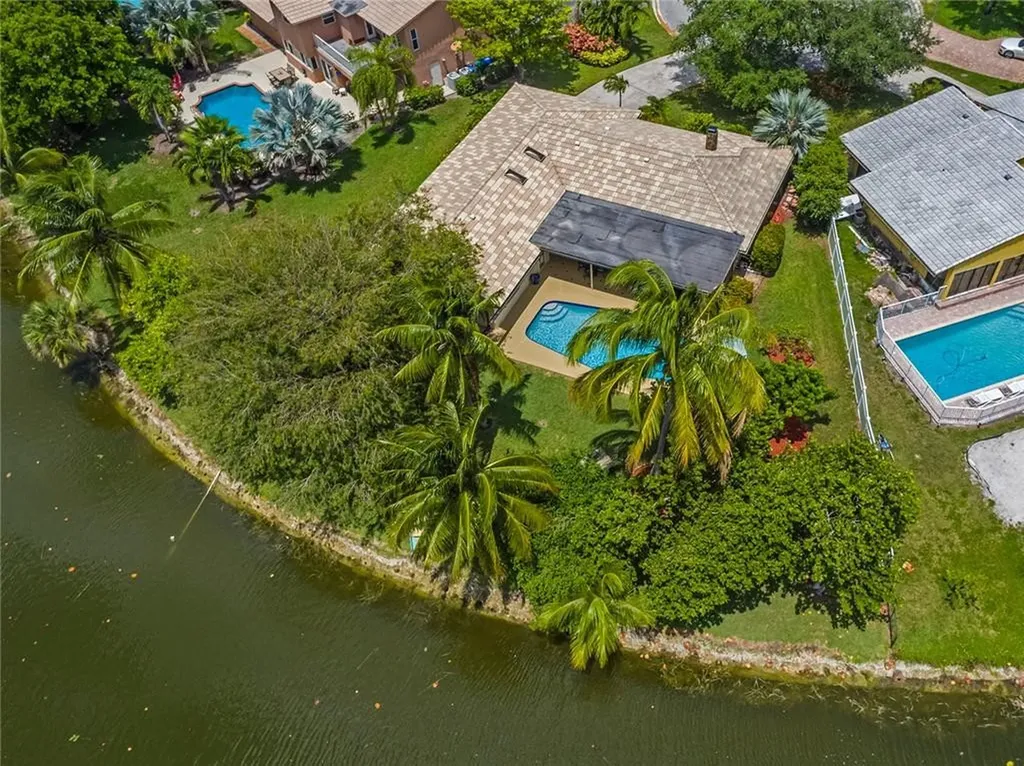 1920 NW 112th Avenue Coral Springs FL 33071