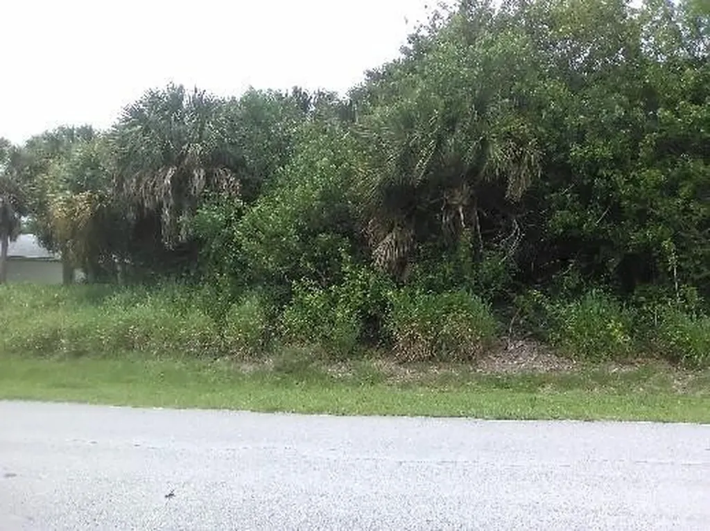 374 Seaside Terrace Sebastian FL 32958