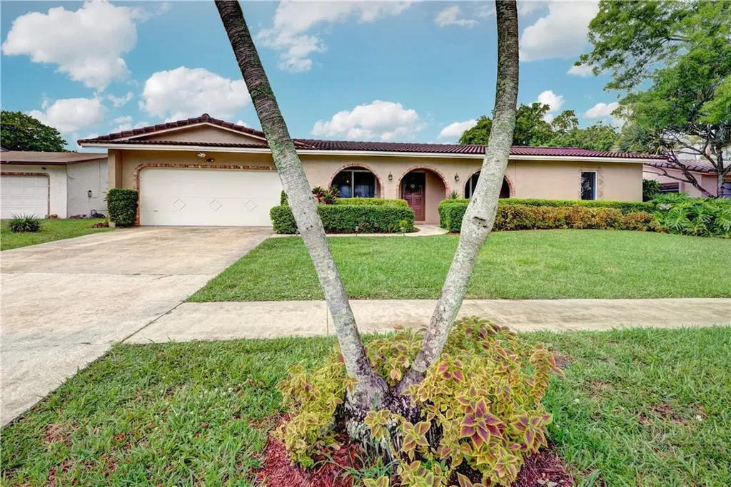4080 Lake Drive Coconut Creek FL 33066