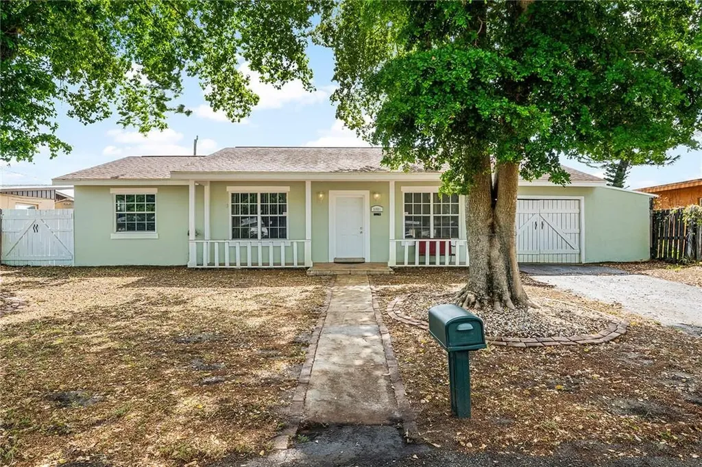 5801 SW 54th Avenue Davie FL 33314
