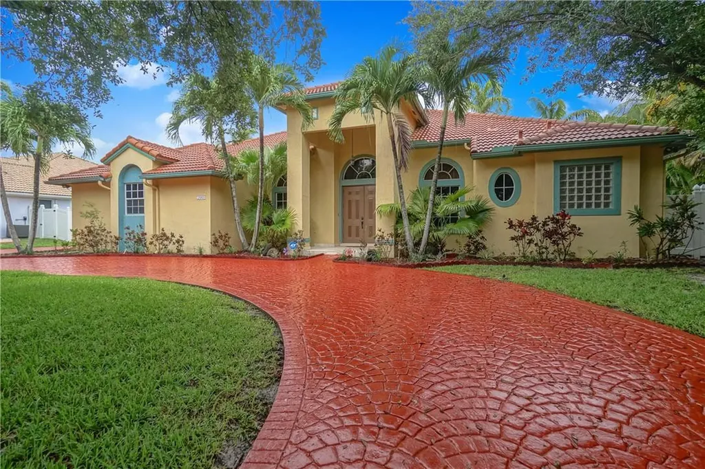2060 SW 62nd Avenue Plantation FL 33317