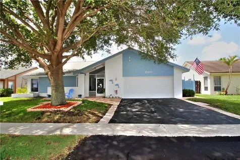 8520 NW 47th Street Lauderhill FL 33351