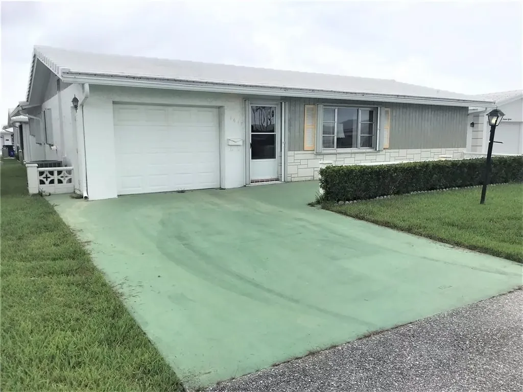 1617 SW 17th Terrace Boynton Beach FL 33426