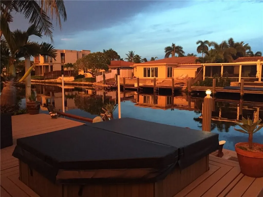 2142 NE 17th Avenue Wilton Manors FL 33305