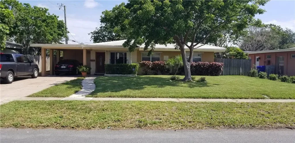 701 NE 8th Court Pompano Beach FL 33060