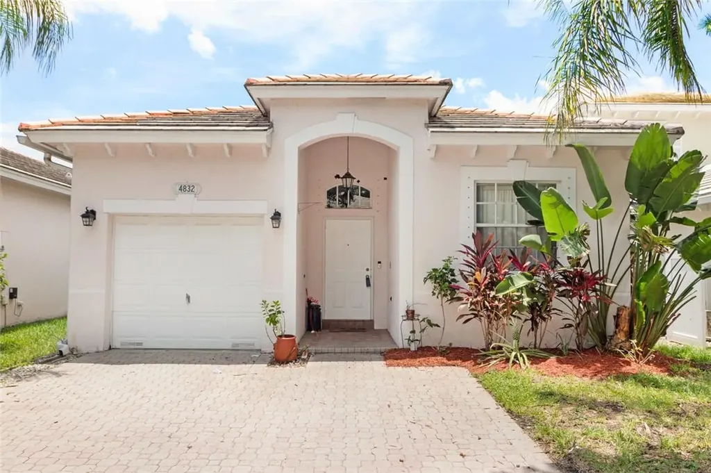 4832 NW 19th Street Coconut Creek FL 33063