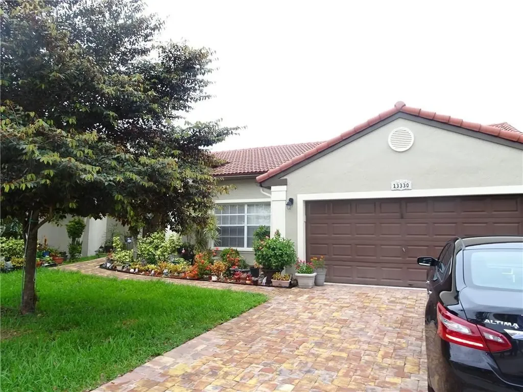 13330 NW 11th Lane Sunrise FL 33323