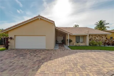 1300 NW 98th Avenue Plantation FL 33322