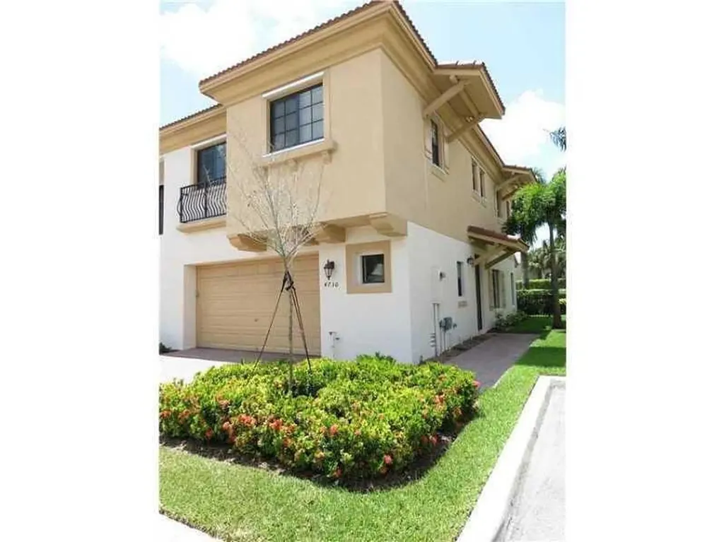 4730 Cypress Street Coconut Creek FL 33073