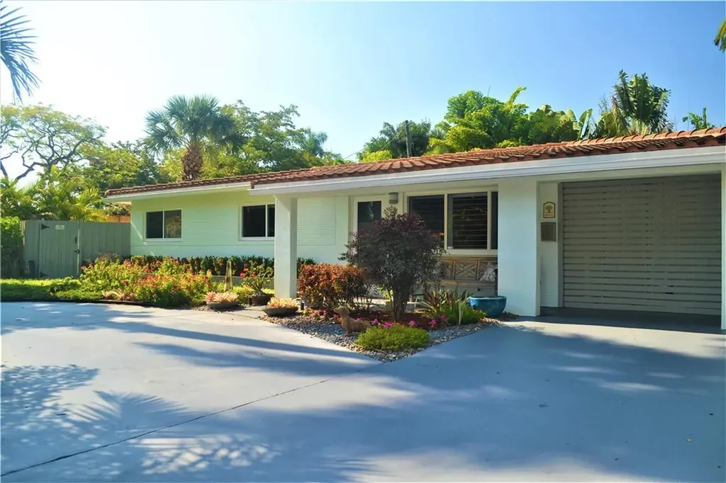 222 NE 21st Street Wilton Manors FL 33305