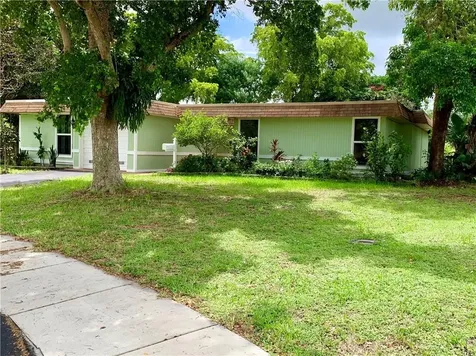 7800 NW 70th Terrace Tamarac FL 33321