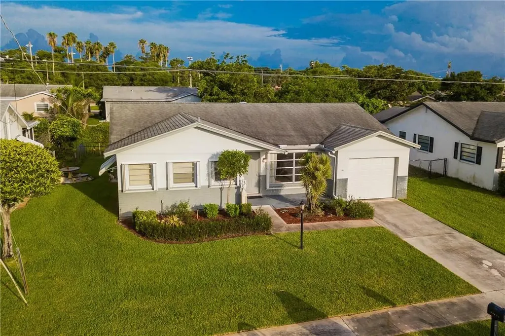 22188 SW 58th Avenue Boca Raton FL 33428