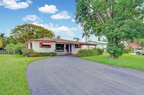 1522 Hayes Street Hollywood FL 33020