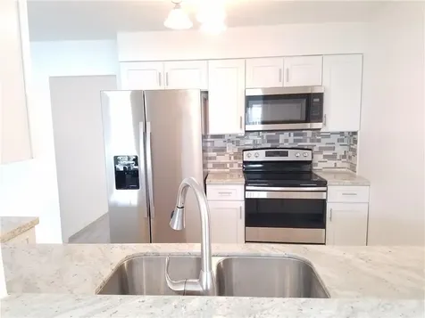6907 NW 76th Court Tamarac FL 33321