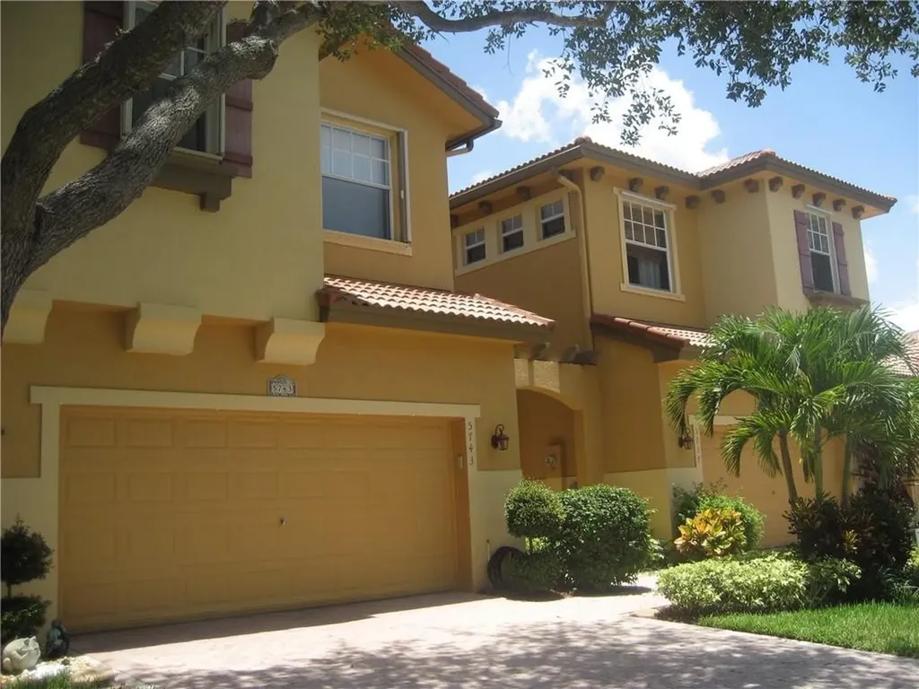 5743 NW 119th Drive Coral Springs FL 33076