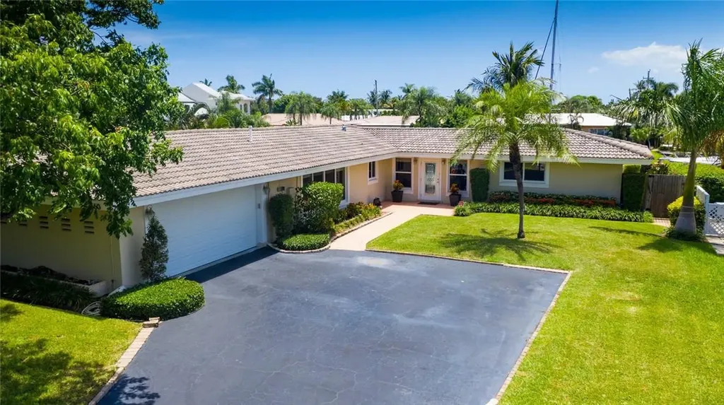 2660 NE 24th Street Pompano Beach FL 33064