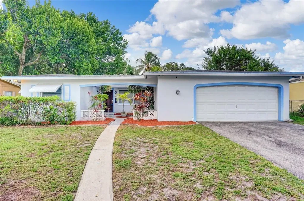 7508 Cleveland Street Hollywood FL 33024