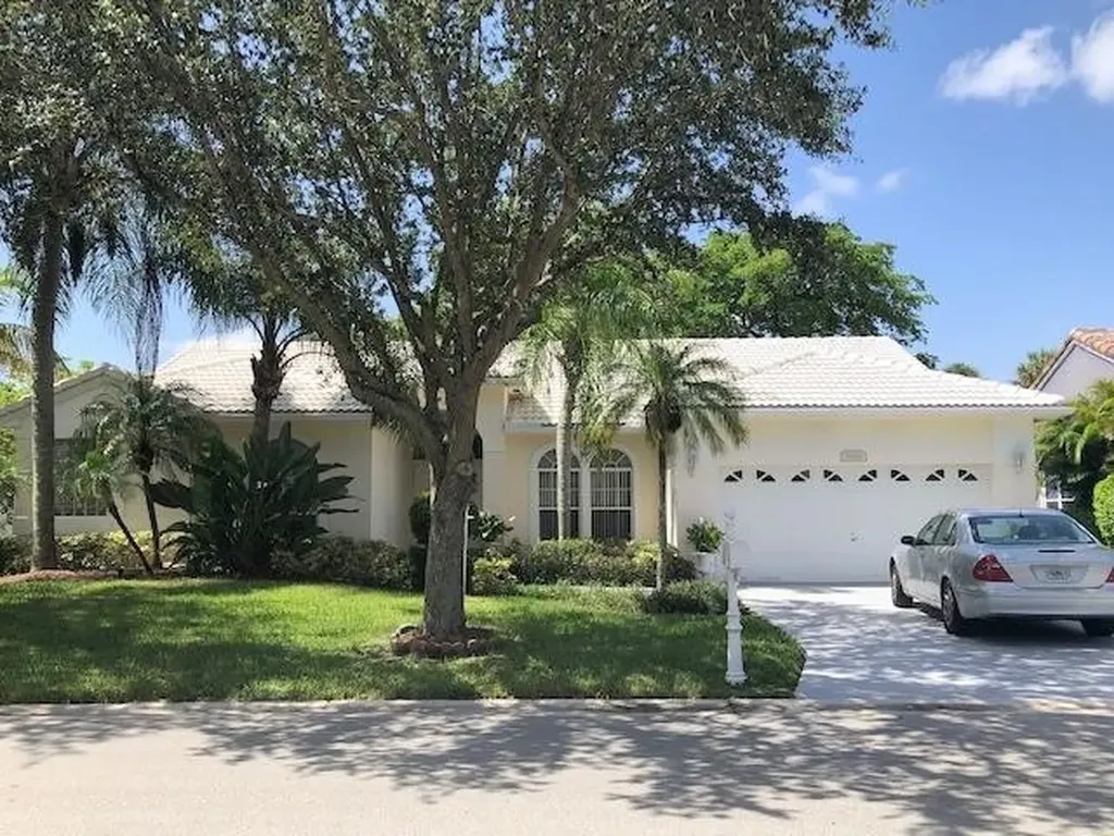9196 NW 41st Manor Coral Springs FL 33065